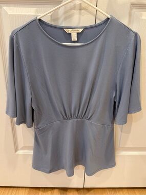 BANANA REPUBLIC women’s blue blouse size small with sleeves